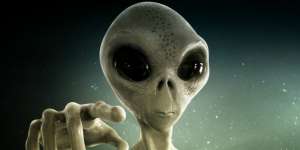 Kampus Langka, Mahasiswa Kuliah Cara Mengobrol dengan Alien