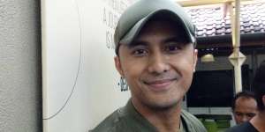 Masyaallah... Hengky Kurniawan Ingin Anaknya Jadi Ustaz