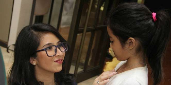 Innalillahi, Ayah Novita Angie Meninggal Dunia