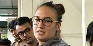 Kesaksian Nadine Chandrawinata di Sidang Aa Gatot
