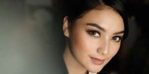 Citra Kirana dengan Riasan Pengantin, Bikin Pangling!