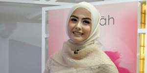 Deretan Artis Cantik Ini Memutuskan Berhijab Usai Menikah