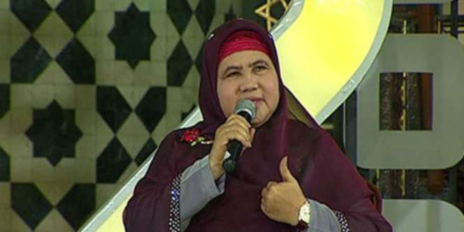 Viral! Mamah Dedeh `Semprot` Jemaah Karena Sebut Titel Haji