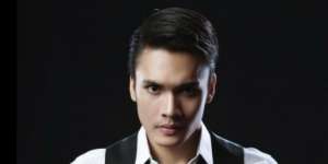 Zaskia Gotik di Mata Randy Pangalila