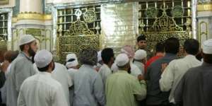 Saat di Tanah Suci, Berziarahlah ke Tiga Makam Ini