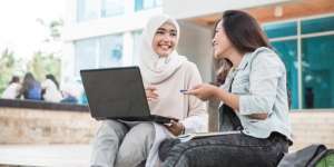 Lulu Khodijah: 10 Tips Jitu Agar Kuliah Tidak Jadi Beban