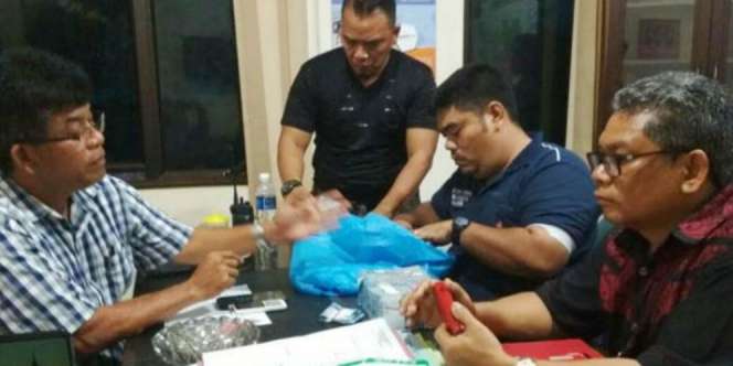 Uang Rp300 Juta yang Dicuri dari Fortuner Berserakan di Jalan