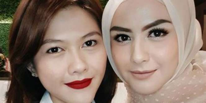Mirip Banget, Revalina S Temat dan Adik Bak Pinang Dibelah Dua