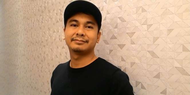 Raditya Dika Resmi Tunangan, Komentar Netizen Bikin Ngakak
