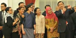 Gaya Kompak 'Srikandi-srikandi' Jokowi
