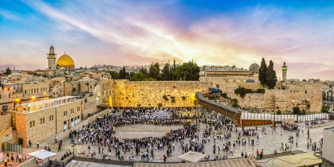 Perjanjian Khalifah Umar bin Khattab dengan Penduduk Yerusalem