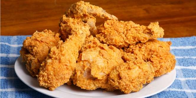 Fast Food Bukan Pemicu Menstruasi Dini Pada Anak, Ini Faktanya