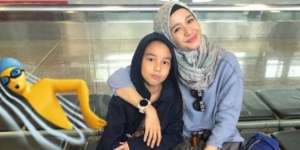 Momen Kehangatan Cynthia Bella dengan Aleesya Emran