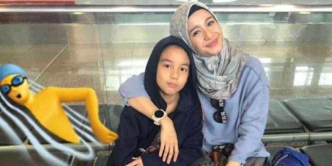Momen Kehangatan Cynthia Bella dengan Aleesya Emran