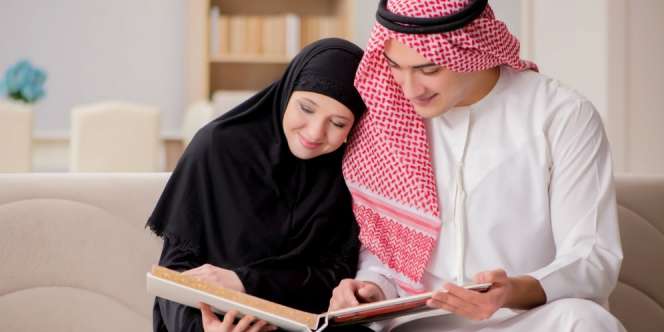 3 Ciri Istri Terbaik Menurut Rasulullah