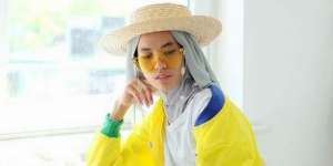 Tampil Kece dengan Warna Kuning Tanpa Bikin Norak!