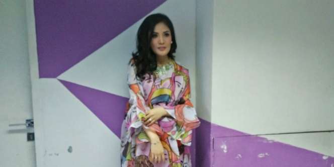 Buat Geng Artis, Nindy Ayunda Ogah Ajak Ayu Ting-Ting