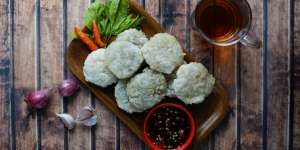 Nikmati Varian Rasa Rujak Cireng Favoritmu!