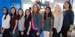 Istri Orang Terkaya Sejagat Tak Pernah Pamer Harta di Sosmed