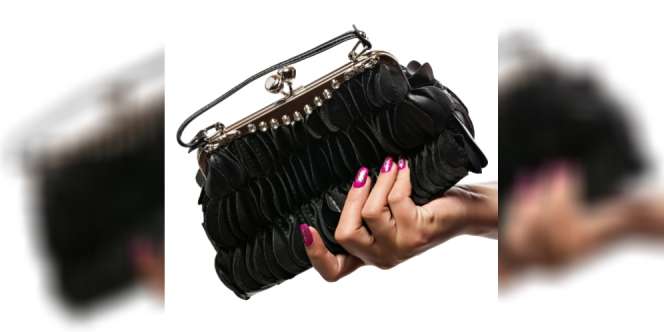 Wow, Tas Mewah Seharga Rp17 Juta Dijual Rp150 Ribu