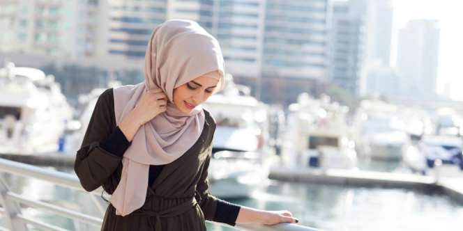Tahun 2018 Baju Lengan Terbuka Diprediksi Jadi Buruan Hijabers