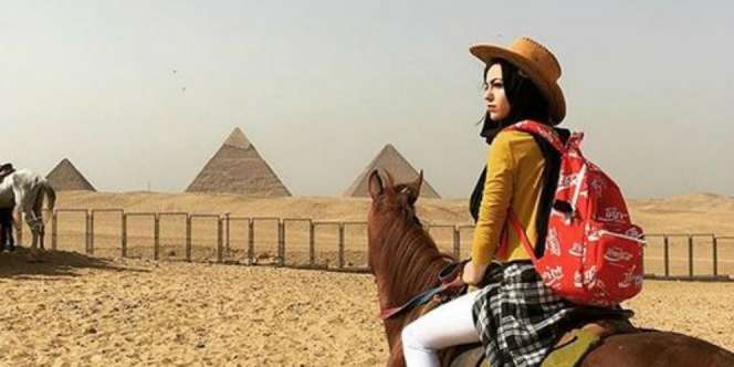 Model Hijab Fayrouz Gadalla, Stylish dengan Hobi Ekstrem