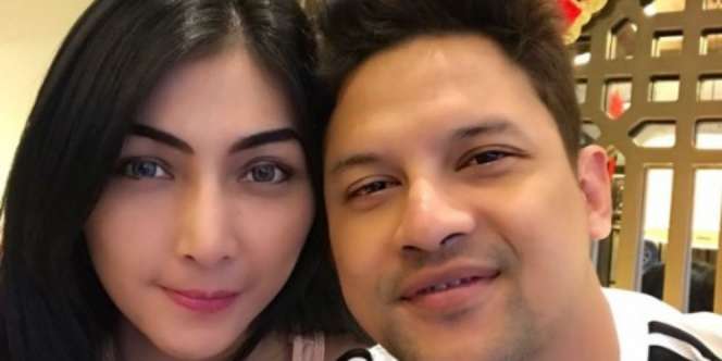Cek Kehamilan, Penampilan Istri Lucky Perdana Jadi Sorotan