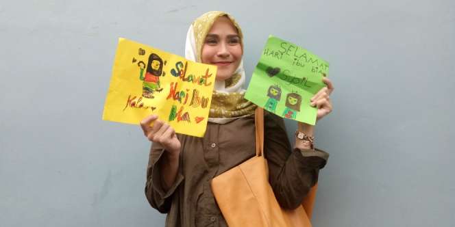 Kagetnya Zaskia Mecca Dapat Kado Lucu di Hari Ibu