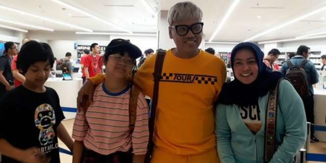 Borong Empat iPhone X, Uya Kuya Habiskan Rp 83 Juta