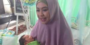 Baru Melahirkan, Oki Setiana Dewi Berencana Tambah Anak Lagi