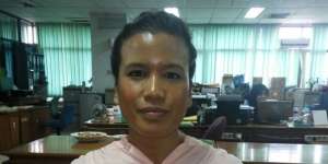 Datang dari Milan ke Jakarta, Wanita Ini Cari Ibu Kandungnya