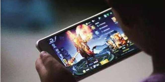 Gara-gara Game Online, Pria Ini Tega Ceraikan dan Usir Istri