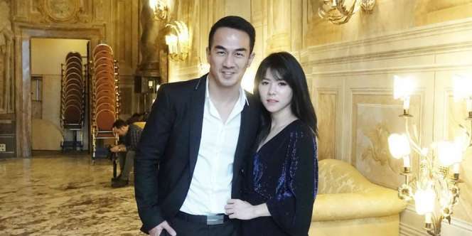 Unggah Foto Mesra, Kaki Istri Joe Taslim Bikin Geger