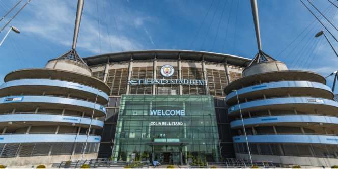 6 Klub Sepak Bola Elit Eropa yang Memiliki Masjid di Markasnya