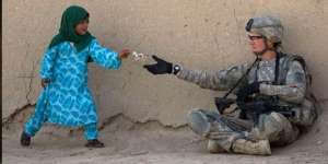 17 Foto Kepolosan Anak Bikin Hati Meleleh