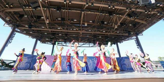 Tarian Tradisional Indonesia Pukau Pengunjung Disney Springs