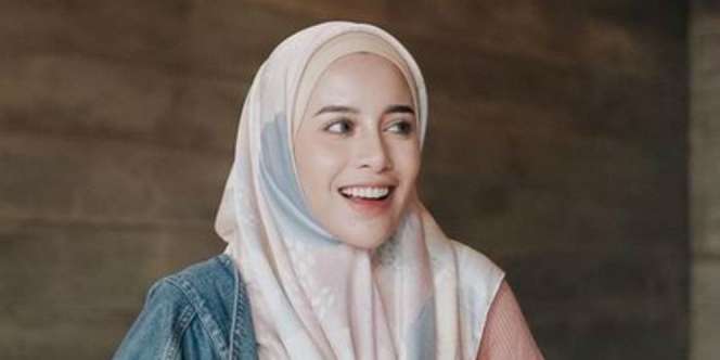 Inspirasi `All About Denim` Aghnia Punjabi