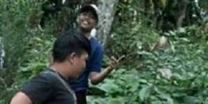 Bikin Merinding, Sosok Menyeramkan Muncul dalam Foto Ini
