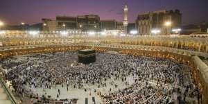 Jangan Anggap Enteng Kehilangan Sandal di Masjidil Haram