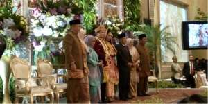 Pembalap Alexandra Asmasoebrata Dipersunting Ponakan Wapres