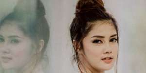 Istri Rifky Balweel Bergaya Pakai Piyama, Mirip Olla Ramlan?