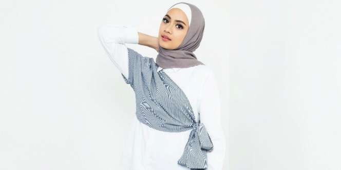 Ayudia Bing Slamet: Make Up Ala MUA, Bisa?