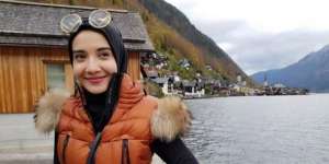 Koleksi Kacamata Zaskia Sungkar, Harganya di Atas Rp6 Jutaan!