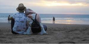 Siti Syukriya: 6 Pantai Bali untuk Nikmati 'Sunset'
