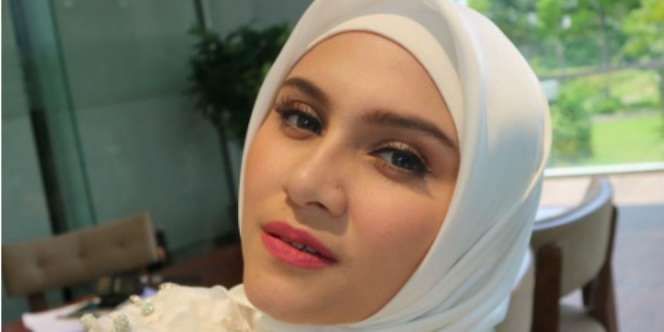 Berkat Suami, Zee Zee Shahab Melek Investasi