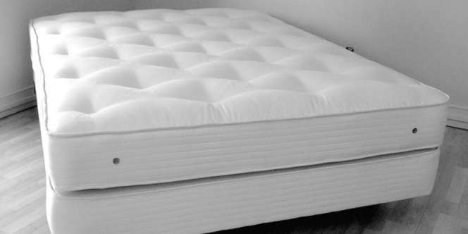  4 Langkah Mudah Bersihkan Matras Tempat Tidur