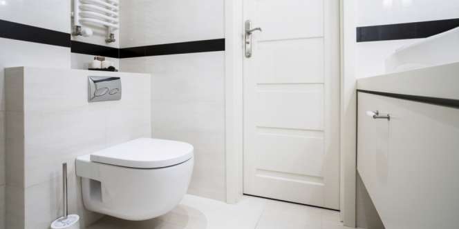 Warna Terbaik untuk Kamar Mandi Mungil