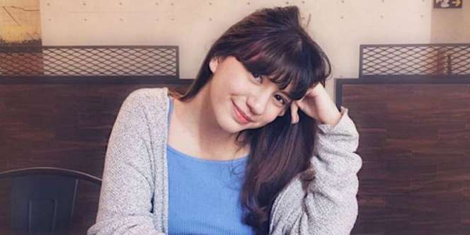 Foto Pemotretan Cassandra Lee yang Bikin `Nyengir` Netizen