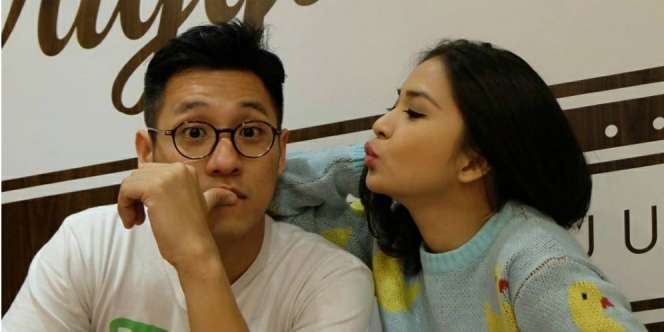 Junior Liem dan Putri Titian 'Pede' Urus Anak Tanpa Babysitter