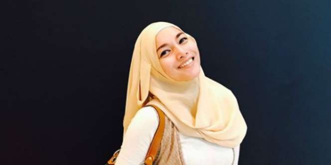 Mengenal Hijabers Cantik, Mantan Istri Ari Dwi Andika